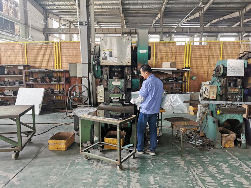 punching machine  3.jpg